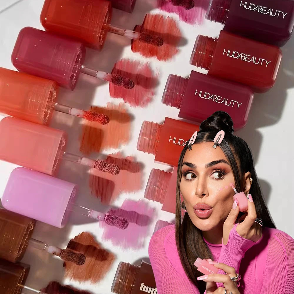 HUDA BEAUTY Pocket Blush LIP